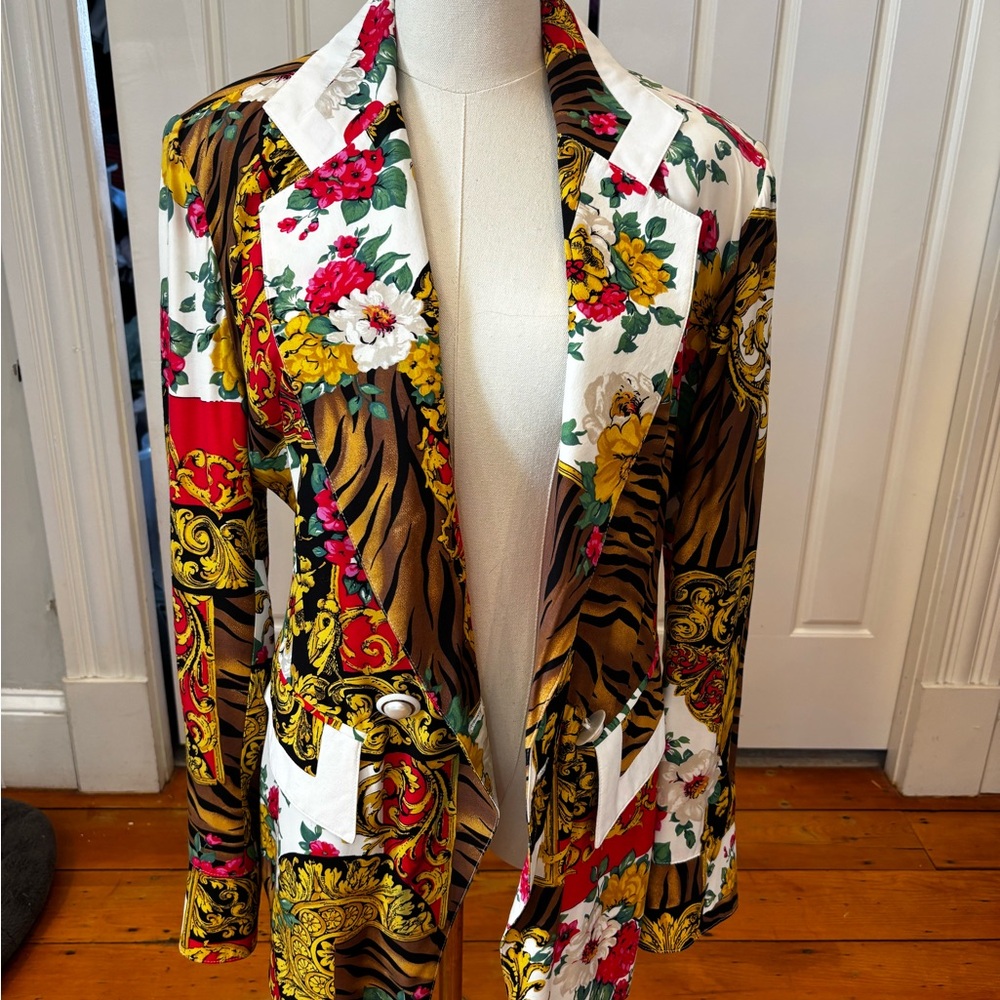 Vintage Floral and Baroque Print Women's Jacket
